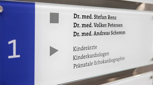 Praxis Dr. Stefan Renz, Dr. Andreas Schemm und PD Dr. Götz Müller Kinderärzte - Kinderkardiologen