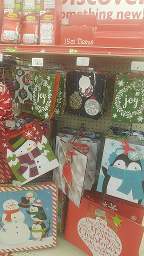 Dollar Store «FAMILY DOLLAR», reviews and photos, 585 Hazard Ave, Enfield, CT 06082, USA