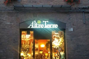 Altre Terre image