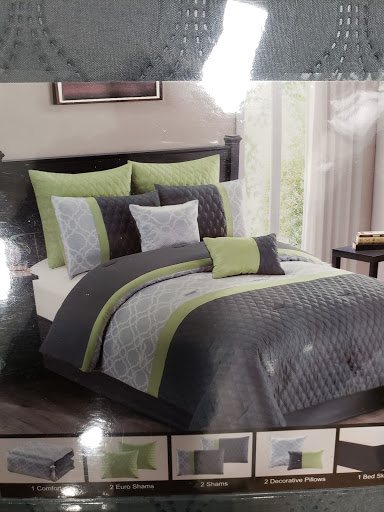 Shopping Mall «North Shore Square Mall», reviews and photos, 150 Northshore Blvd, Slidell, LA 70460, USA