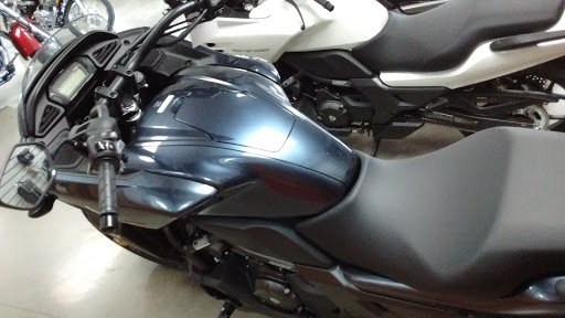 Motorcycle Dealer «Station Park Honda Powersports & RV center», reviews and photos, 830 S 9th St, Louisville, KY 40203, USA