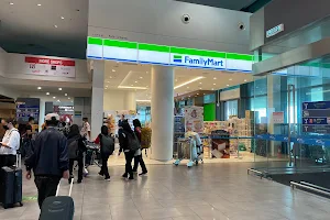 FamilyMart Gateway@KLIA Terminal 2 Arrivals (2) image