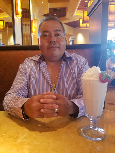 Shopping Mall «Evergreen Shopping Center», reviews and photos, 5015 Tacoma Mall Blvd, Tacoma, WA 98409, USA