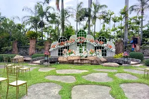 Tropical Garden Resort & Hotel image