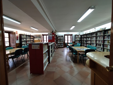 Biblioteca Pública Municipal Francisco de Quevedo C. Oscura, 8, 13344 Torre de Juan Abad, Ciudad Real, España