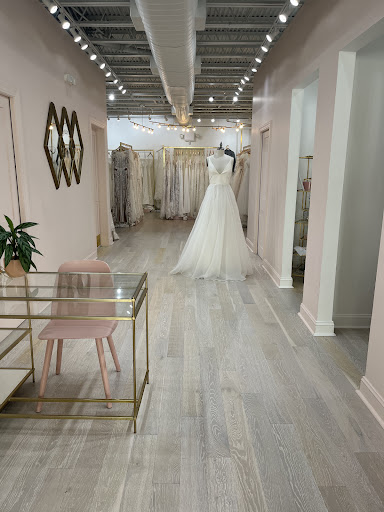 Bridal Shop «Lovely Bride», reviews and photos, 127 King St, Charleston, SC 29401, USA