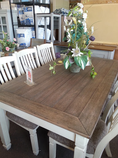 Mattress Store «Star Furniture», reviews and photos, 130 S Holladay Dr, Seaside, OR 97138, USA