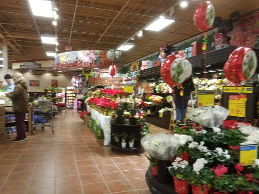 Supermarket «Price Chopper», reviews and photos, 8648 NY-22 #1, Granville, NY 12832, USA