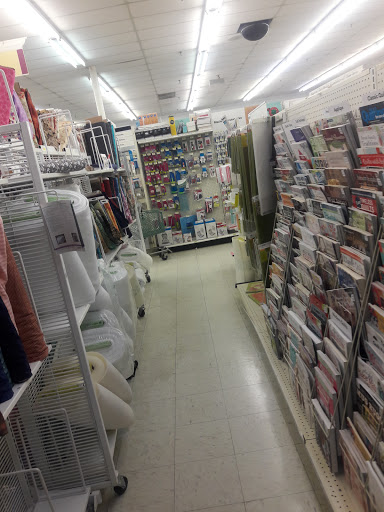 Fabric Store «Jo-Ann Fabrics and Crafts», reviews and photos, 1733 Parkview Dr #15-a, Chesapeake, VA 23320, USA