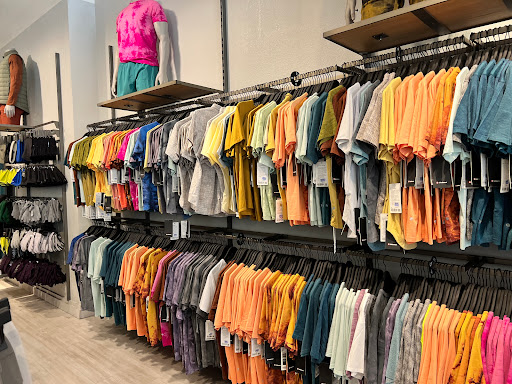 Sportswear Store «lululemon», reviews and photos, 6800 N 95th Ave #380, Glendale, AZ 85305, USA