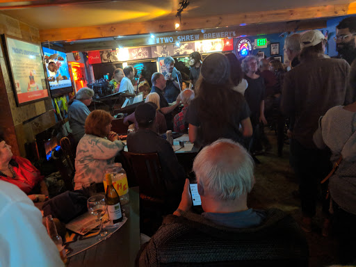 Family Restaurant «Yachats Underground Pub & Grub», reviews and photos, 125 Ocean View Dr, Yachats, OR 97498, USA