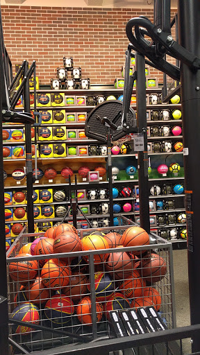 Shopping Mall «South Hills Village», reviews and photos, 301 South Hills Village, Pittsburgh, PA 15241, USA