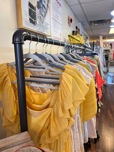 Boutique «Klutch Boutique», reviews and photos, 118 N Central Ave, Valley Stream, NY 11580, USA