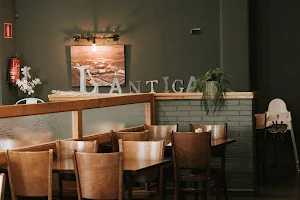 L’ ANTIGA FÀBRICA - Cafeteria • Restaurant image