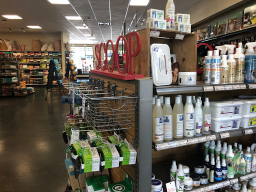 Pet Supply Store «Mud Bay», reviews and photos, 2750 77th Ave SE, Mercer Island, WA 98040, USA