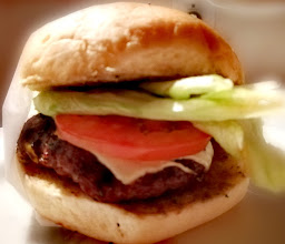 Yommy's Burger photo