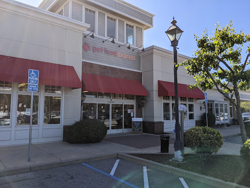 Pet Food Express, 300 Crossroads Blvd, Carmel-By-The-Sea, CA 93923, USA, 