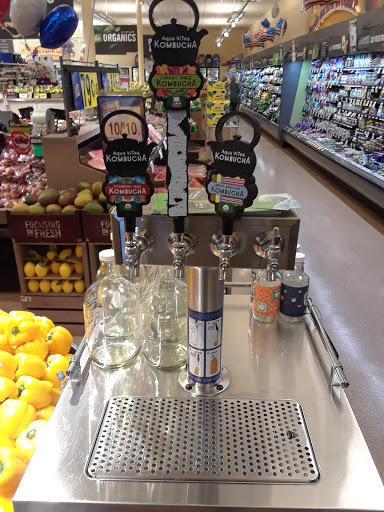 Grocery Store «Stop & Shop», reviews and photos, 250 Bellevue Ave, Newport, RI 02840, USA