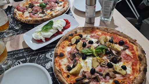 Pizzeria Pommodoro in Alghero, Provincia di Sassari