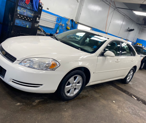 Car Wash «E Z Clean Hand Car Wash Inc», reviews and photos, 5606 95th St, Oak Lawn, IL 60453, USA