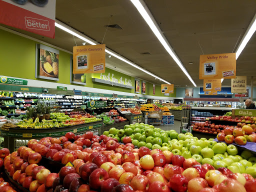 Grocery Store «Safeway», reviews and photos, 630 228th Ave NE, Sammamish, WA 98074, USA