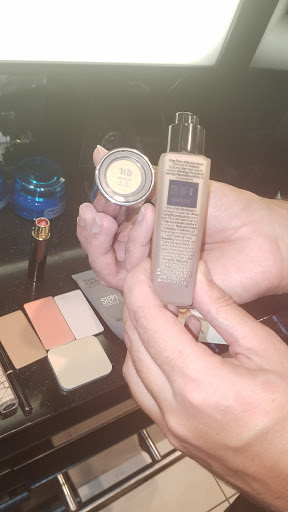 Cosmetics Store «SEPHORA», reviews and photos, 639 E Shaw Ave, Fresno, CA 93710, USA