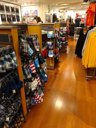 Shopping Mall «Deer Park Town Center Shopping Center», reviews and photos, 20530 N Rand Rd, Deer Park, IL 60010, USA