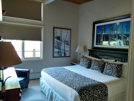 Resort «Manor Vail Lodge», reviews and photos, 595 Vail Valley Dr, Vail, CO 81657, USA
