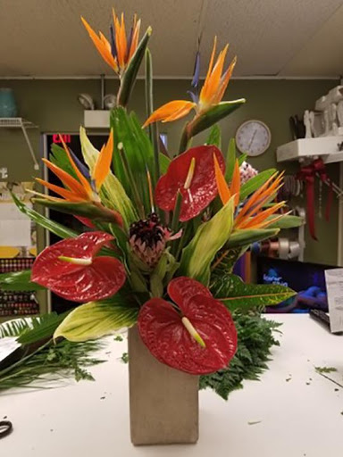 Florist «The Village Flower Shop», reviews and photos, 132 S Addison St, Bensenville, IL 60106, USA