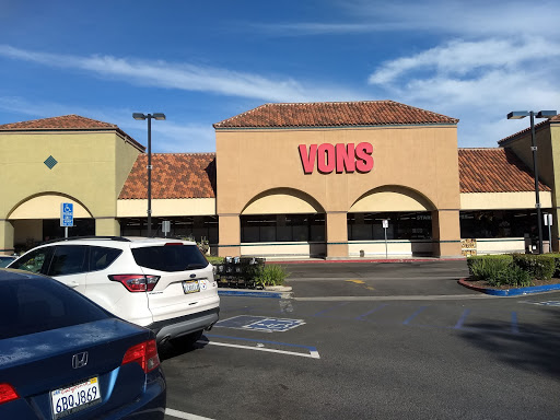 Grocery Store «Vons», reviews and photos, 5275 Mission Oaks Blvd, Camarillo, CA 93012, USA