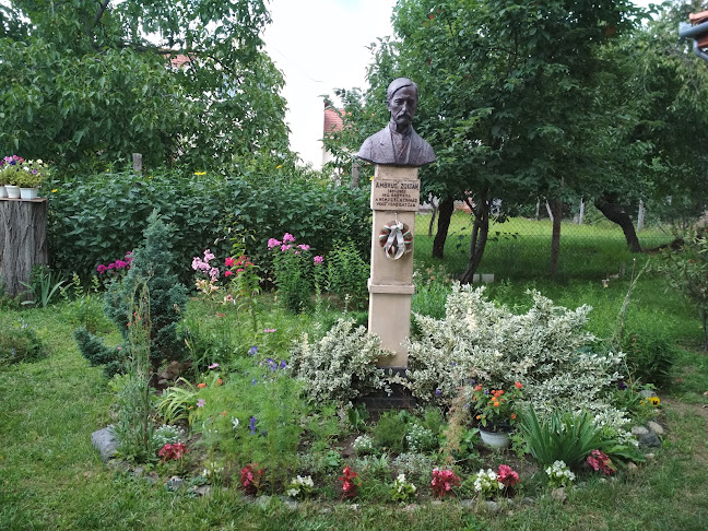 Ambrus Zoltán Emlékszoba