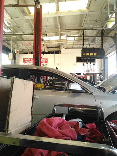 Auto Repair Shop «PRO QUICK LUBE AUTO REPAIR SHOP», reviews and photos, 3480 E Rosemeade Pkwy, Carrollton, TX 75007, USA