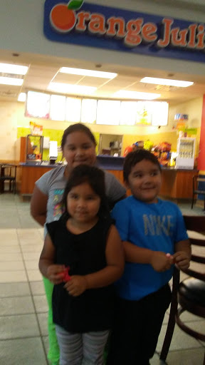 Shopping Mall «Forest Mall», reviews and photos, 835 W Johnson St, Fond du Lac, WI 54935, USA