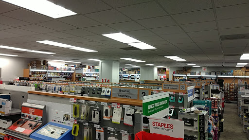 Office Supply Store «Staples», reviews and photos, 1250 H St NW #100, Washington, DC 20005, USA