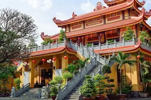Pho Quang Buddhist Temple image