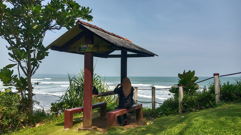 Pantai Karang Nini