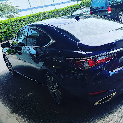 Auto Body Shop «Dayas Custom Auto», reviews and photos, 6650 Kingspointe Pkwy, Orlando, FL 32819, USA