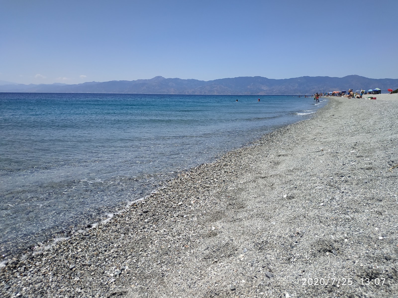 Fotografie cu La Sorgente beach cu nivelul de curățenie scăzut