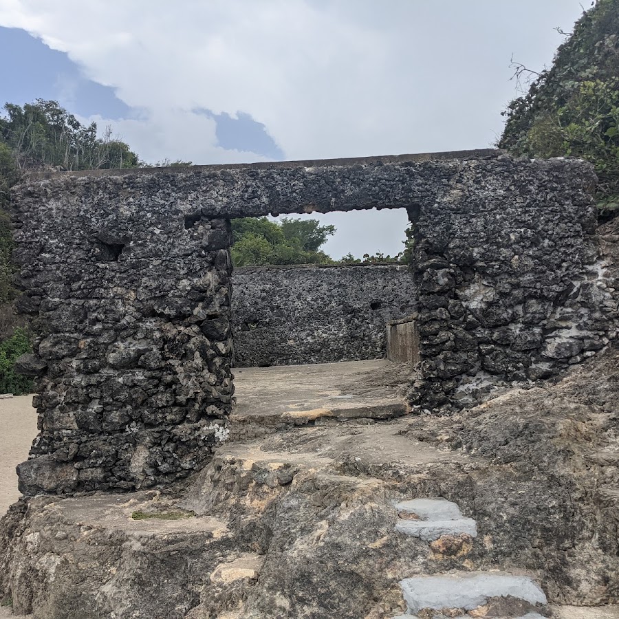 Ruinas del Fortín del Puerto Hermina