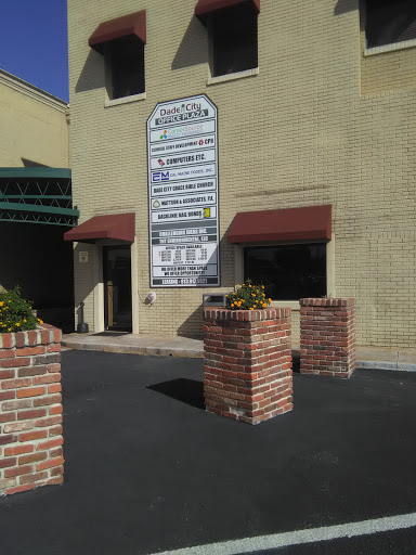 15000 Citrus Country Dr #303, Dade City, FL 33523, USA