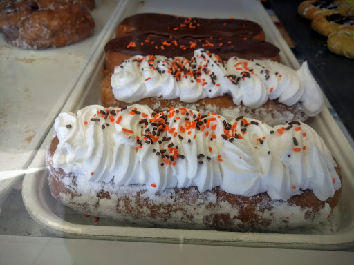 Dippin Donuts