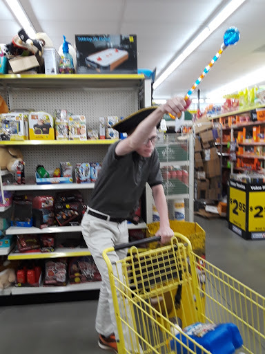 Discount Store «Dollar General», reviews and photos, 560 S 7th St, Akron, PA 17501, USA