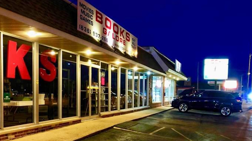 Book Store «Books Galore», reviews and photos, 411 W Main St, Festus, MO 63028, USA