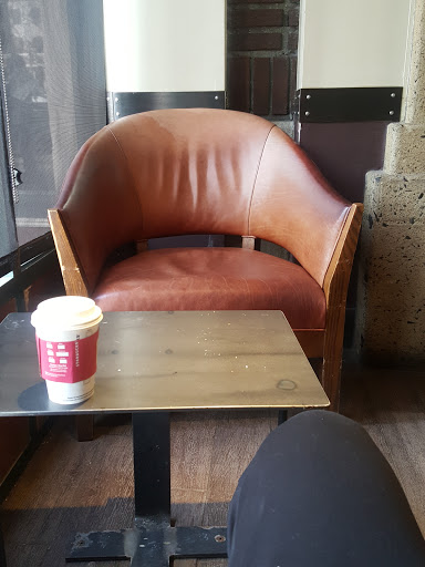 Coffee Shop «Starbucks», reviews and photos, 11 Sloan St, South Orange, NJ 07079, USA