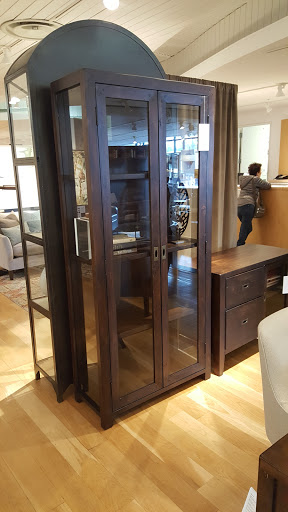 Furniture Store «Crate and Barrel», reviews and photos, 1950 Northern Blvd, Manhasset, NY 11030, USA