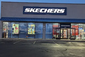 SKECHERS Warehouse Outlet image