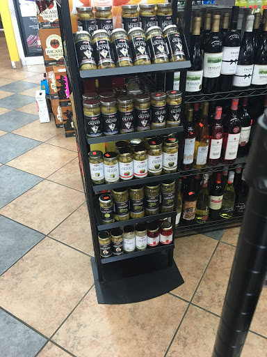 Liquor Store «Royal Liquor», reviews and photos, 808 Center Rd #3, Flint, MI 48506, USA
