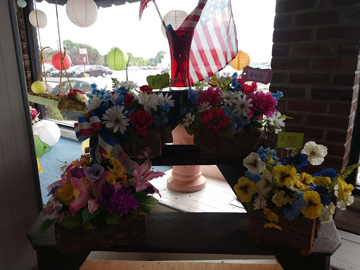 Florist «Lollipops & Roses Florist», reviews and photos, 450 Salem St, Medford, MA 02155, USA