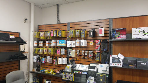 Cell Phone Store «CELL IT HERE», reviews and photos, 310 Main St, Bridgeport, OH 43912, USA