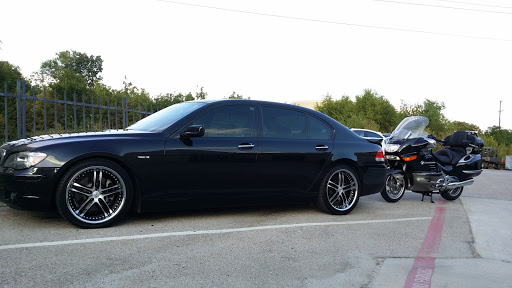 Motorcycle Dealer «Freedom Powersports Farmers Branch», reviews and photos, 13700 N Stemmons Fwy, Farmers Branch, TX 75234, USA